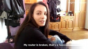 Young girlfriend   handjob cumshot
