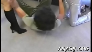 Goluptious beauty gets wild vagina ride
